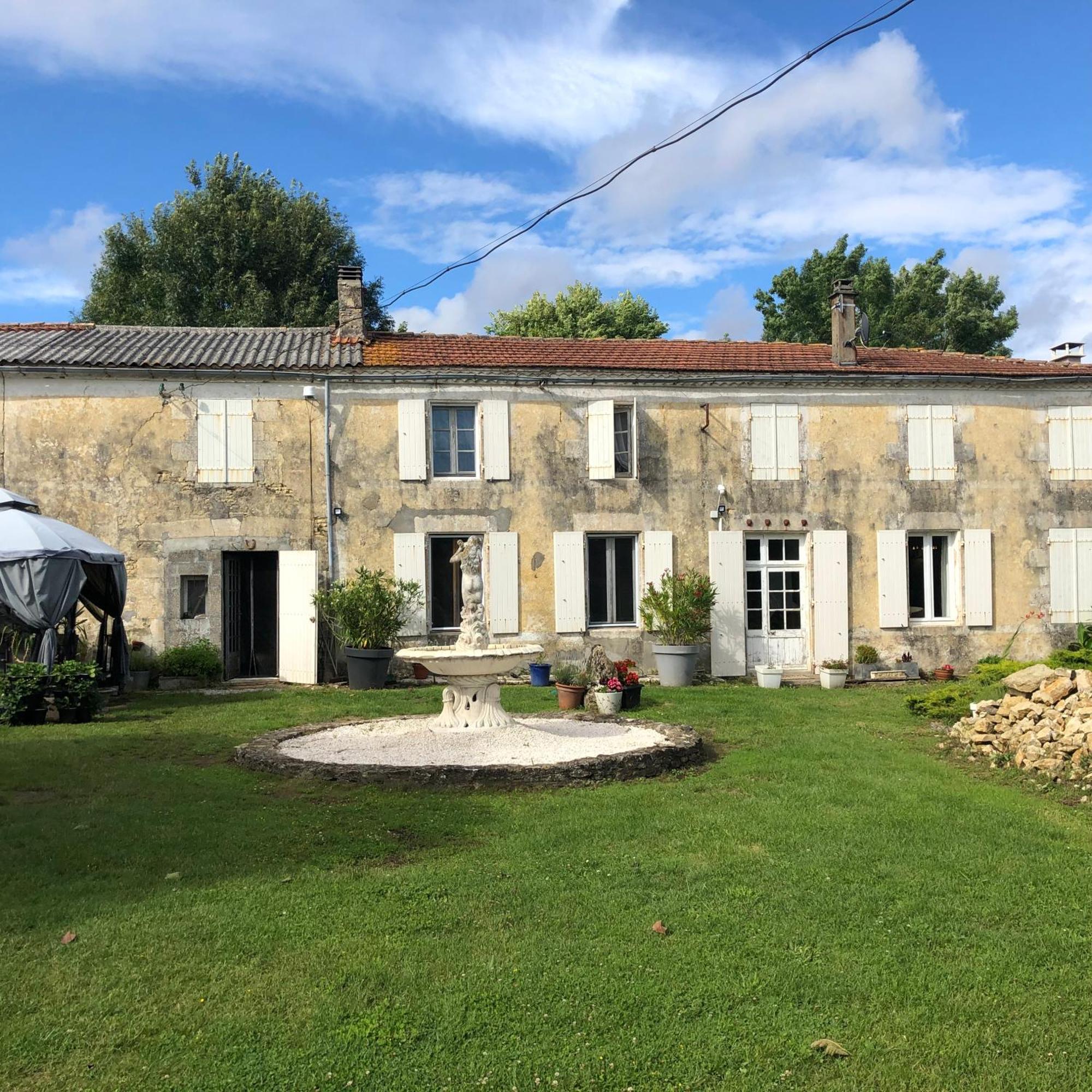 Les Geais Bed & Breakfast Saint-Pierre-la-Noue Exterior photo